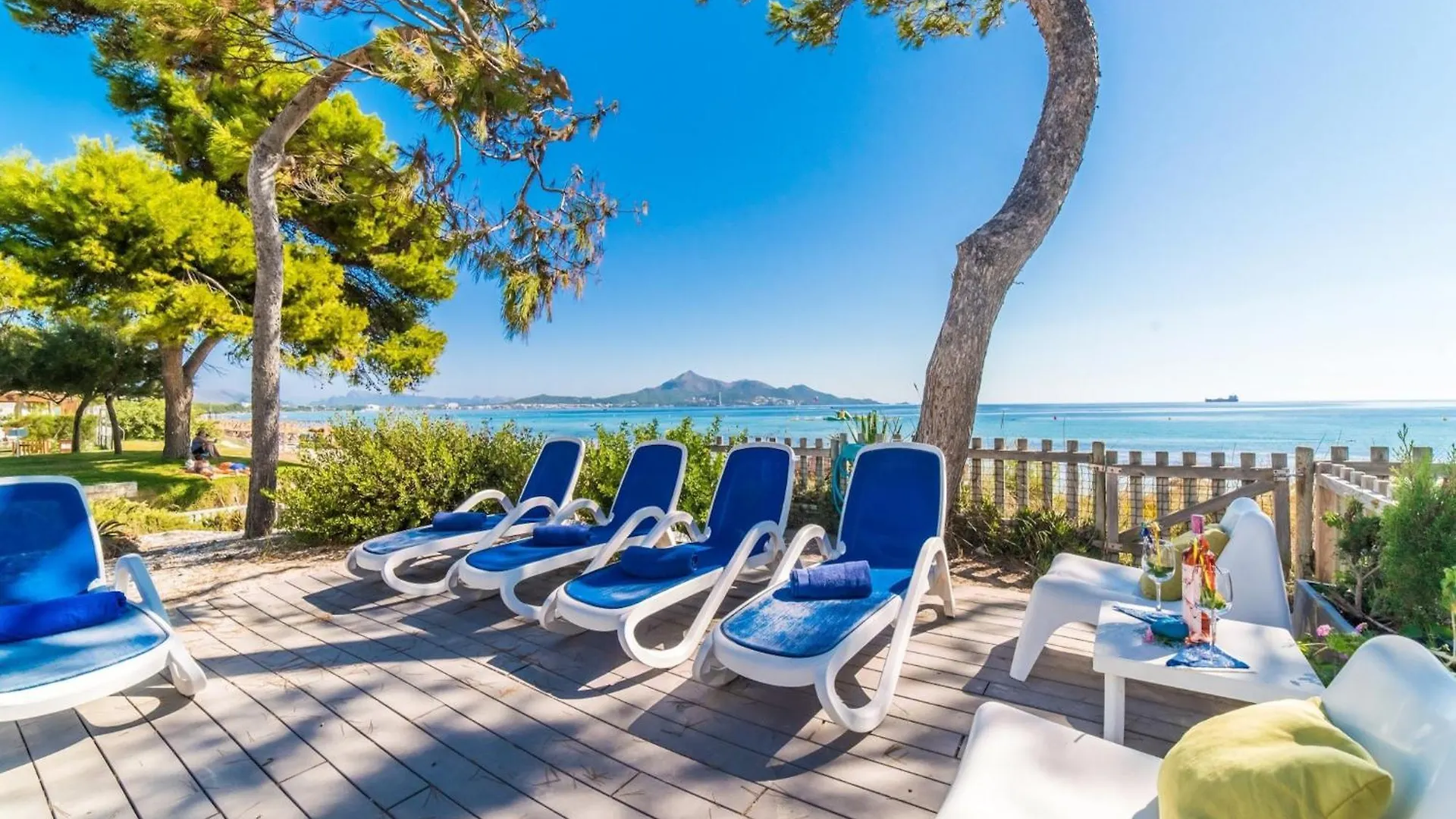 Holiday Home With Views Of Playa De Muro Spanje